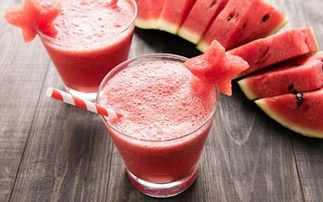 Sinh Tố Dưa Hấu Nguyên Trái - Hoa Mộc Miên