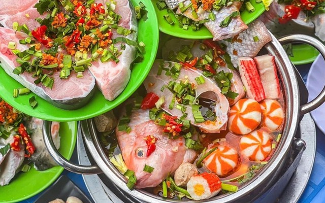 Lẩu Anh Ba - KDC Miếu Nổi