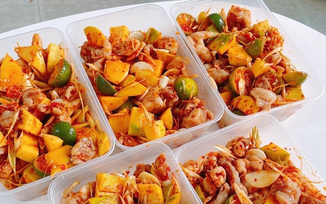 Chân Gà Sốt Thái, Ngâm Sả Ớt & Trà Bí Đao - Bếp 1993