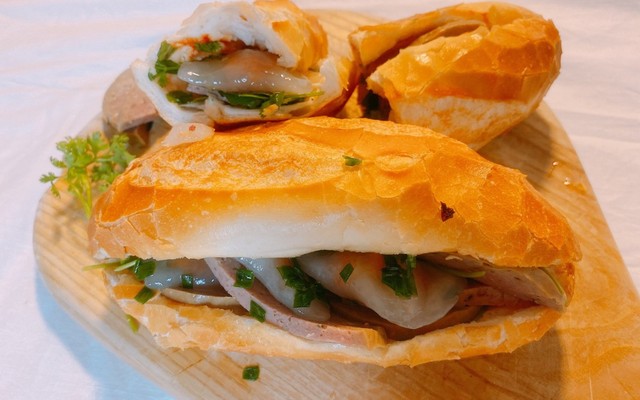 Bread Box - Bánh Mì Bột Lọc