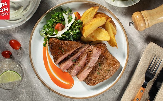 Bò Bít Tết Kim Cương - Trịnh Thị Miếng