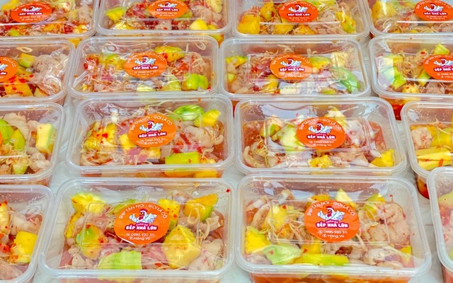 Chân Gà Bếp Nhà Lùn - Phạm Văn Thuận
