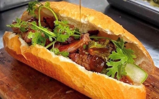 Ăn Vặt Jihan - Trà Sữa, Bánh Mì & Mì Trộn