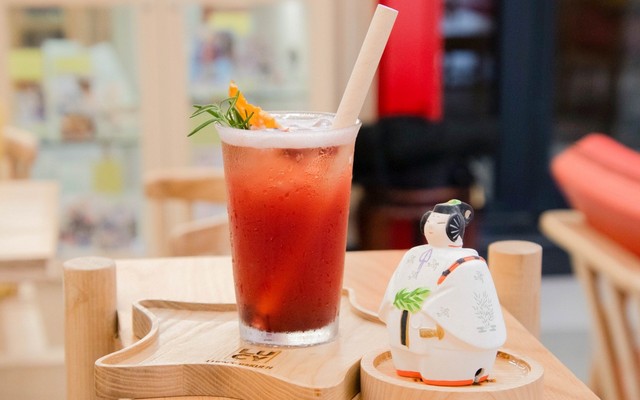 Lucy's Rakuen Coffee - Tố Hữu