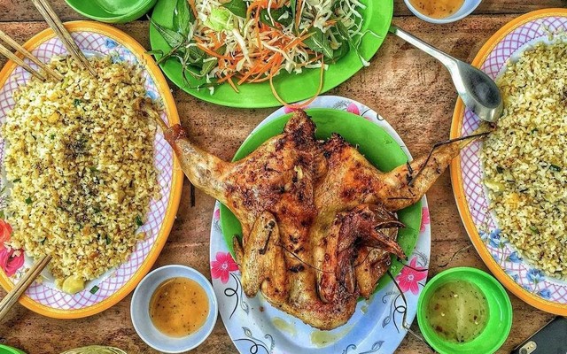 Ốc Ngon - Gà Ô Thum - Kênh Tân Hóa