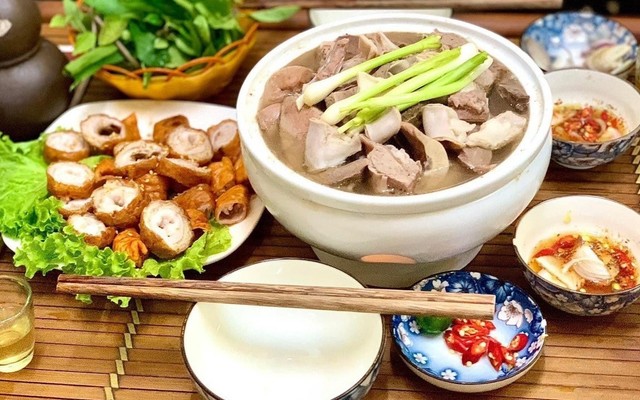 Tâm Việt - Cháo lòng Gia Truyền - Trương Định