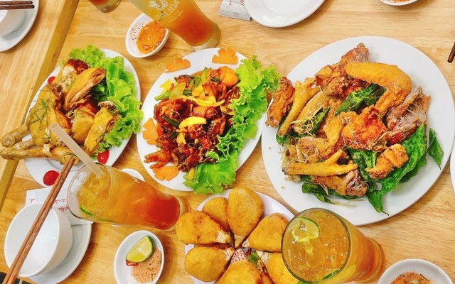 Nhà Hàng Chicken World - 33 Xuân Diệu