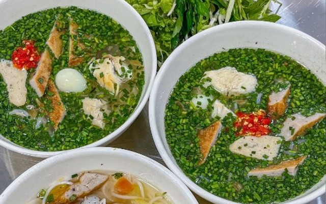 Bánh Canh Hẹ 18A - Nguyễn Thị Minh Khai