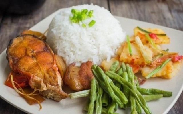 Cơm Cây Bàng Quán 888 - Tam Trinh