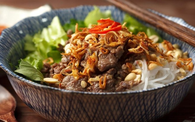Quang Anh - Bún Bò Trộn Nam Bộ - Triều Khúc