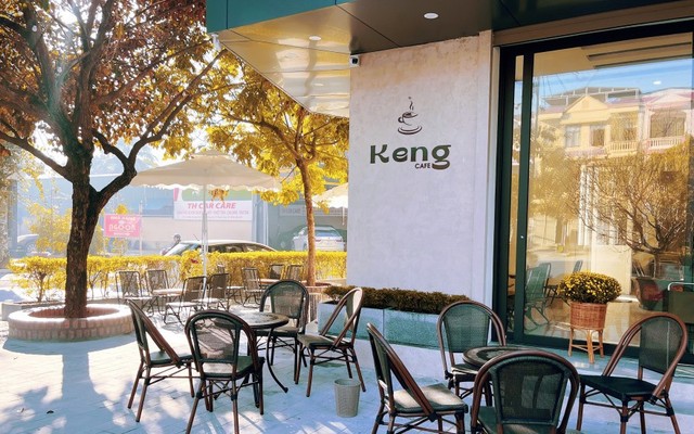 KENG CAFE - Lạc Long Quân