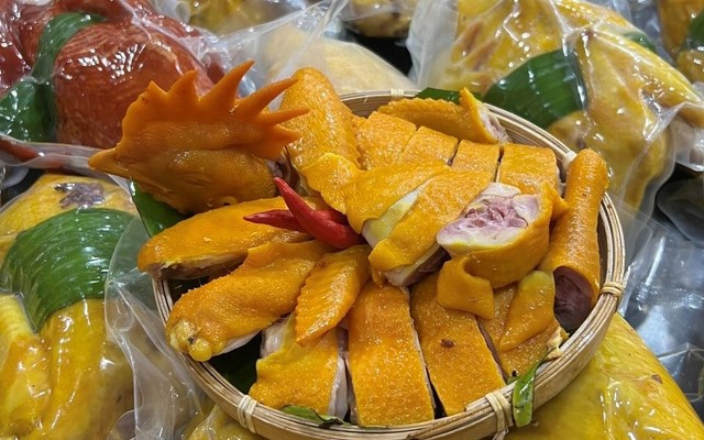 Gà Ủ Muối Cô Hạnh - Đường Số 23