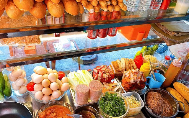 Bánh Mỳ Mộng Cook - Tuyệt Đỉnh Thịt Xiên Nướng - Bách Khoa