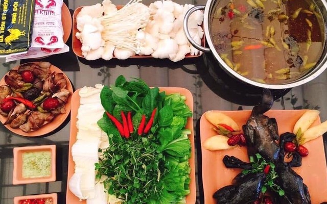 Gà Tiềm Ớt Hiểm - Đồng Khởi