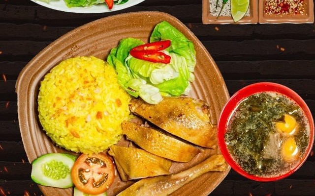 Cơm Gà 52 A Thắng - Hai Tháng Tư