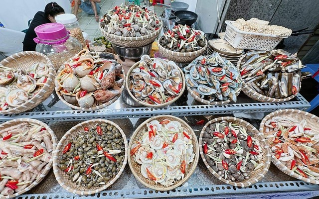 Ốc Mến - Tôn Thất Đạm