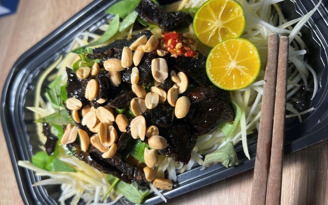 Gỏi Đu Đủ Khô Bò Đen - MR KUN