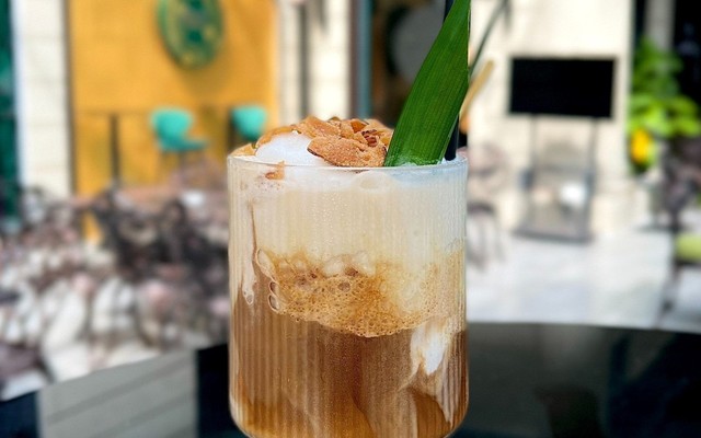 Shi Coffee, Tea and Food - Trà Trái Cây, Nước Ép & Trà Xanh Đá Xay - Phan Ích Khiêm