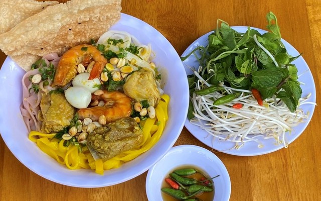 Mì Quảng Thúy Bình - Đặng Thúc Vịnh