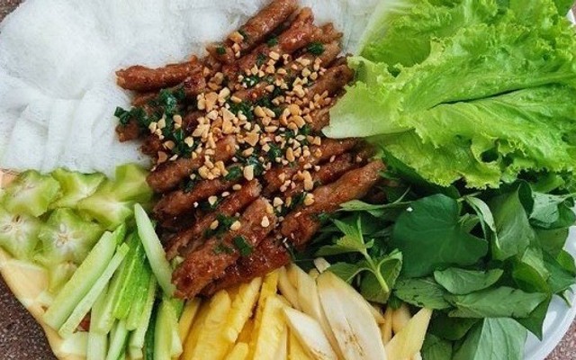 Cô Nhí - Bánh Hỏi, Bún Thịt Nướng & Xôi Thịt Nướng