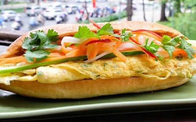 Bánh Mì Hà Nội Chính Hiệu - Xôi Mặn & Hamburger