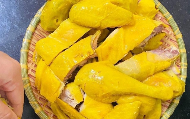 Kyodo Biên Hoà - Đặc Sản Gà Đồi Ủ Muối Nguyên Con - Đồng Khởi