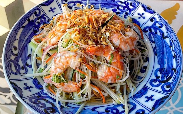 Cô Phượng - Gỏi Đu Đủ - Phạm Thế Hiển