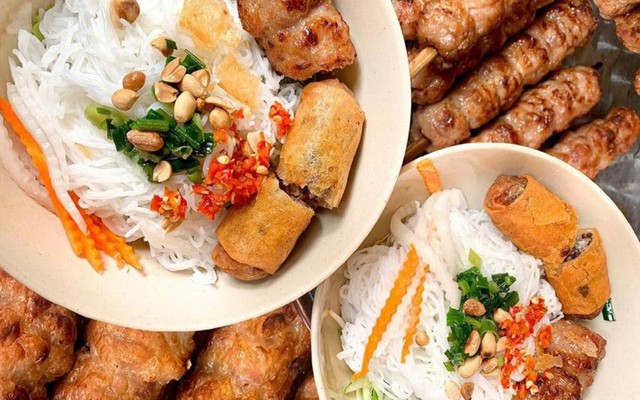 Nem Nướng A Toàn - Phan Văn Trị