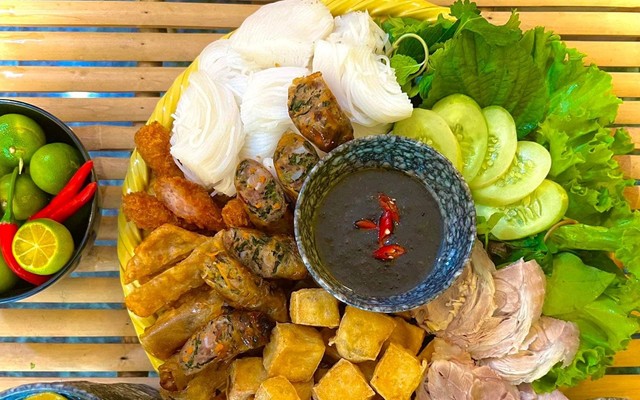 Bún Đậu Chí Linh - Trung Tâm Thương Mại