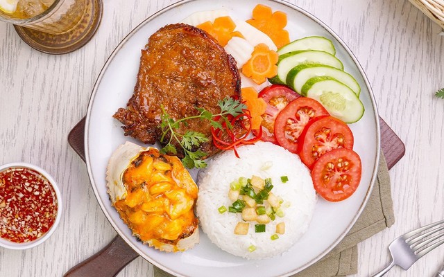 Quán Cơm Cây Me - TA05