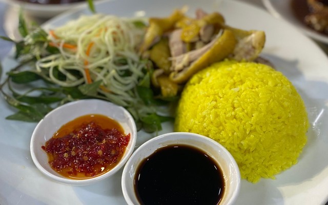 Cơm Gà Chi An - Cơm Gà Sốt Mắm & Cơm Gà Hội An - 12 Chùa Bộc