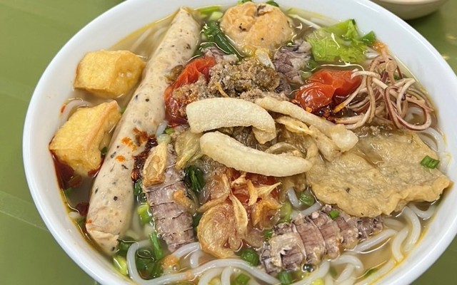 Bún Riêu Cua Hà Luân - 94 Trần Tử Bình
