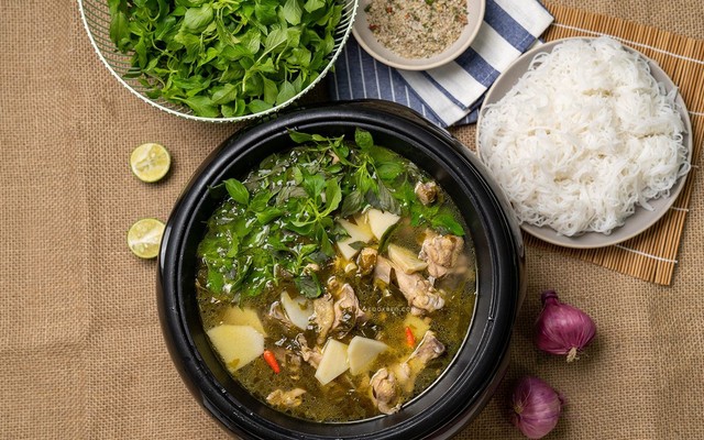 Gà Chóp Chép - Lẩu Gà Lá É - Lô A7/11/5 Trung Tâm Đô Thị Chí Linh