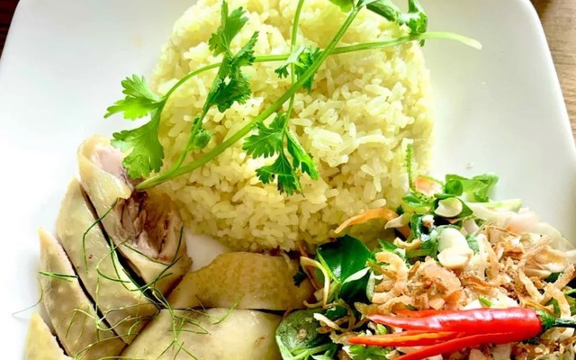 Gà Ta Tam Kỳ Giang Khé - Cơm Gà, Miến Gà & Cháo Gỏi Gà - Đường D1