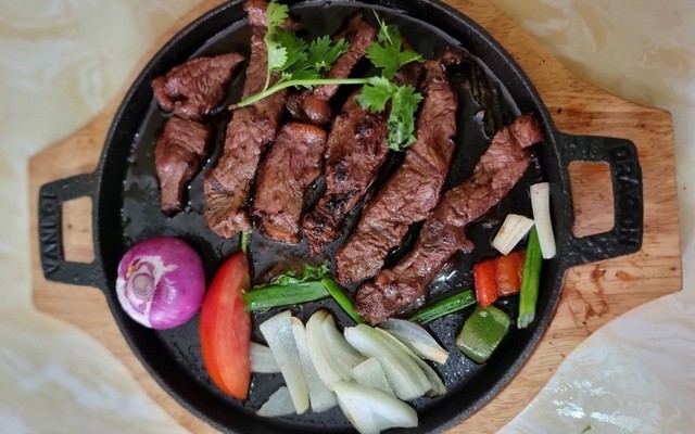 Bò Bít Tết Siêu Be - Hồ Xuân Hương