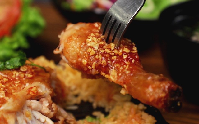 Cơm Gà 5 Vị Sốt Super Chicken - Tam Châu