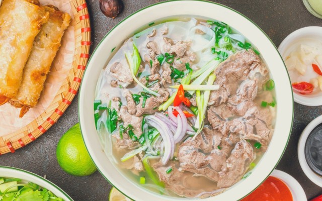 Phở Thư Quân - 86 Nguyễn Công Trứ