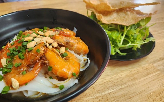 Mì Quảng Duy - Lạc Long Quân