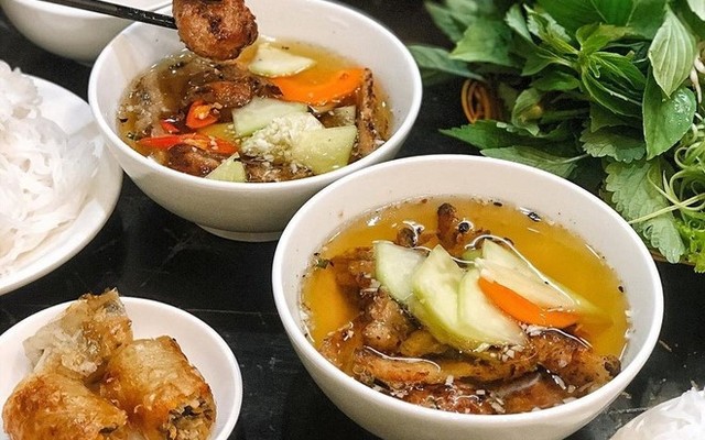 Bún Chả Cô Tâm - Võng Thị