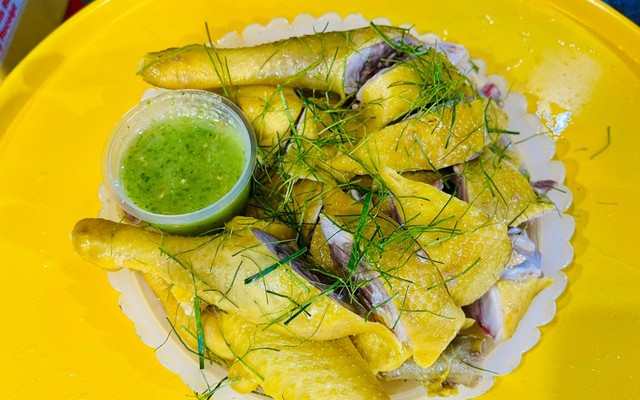 Gà Hấp Mía Nguyễn Hùng - Hoàng Tam Kỳ