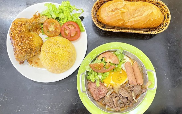 Bánh Mì Chảo & Bò chảo - BiSteak
