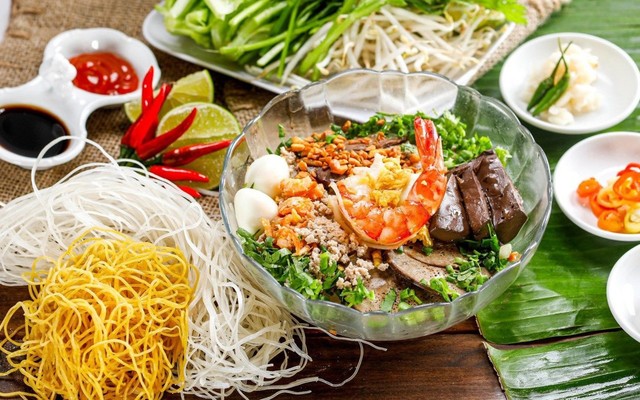 Cà Phê Bo - Bún Mọc & Hủ Tiếu - Hoàng Quốc Việt