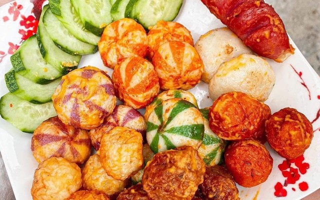 Bếp Nhà Heo Thỳ - Cá Viên Chiên Nước Mắm & Gà Ủ Muối