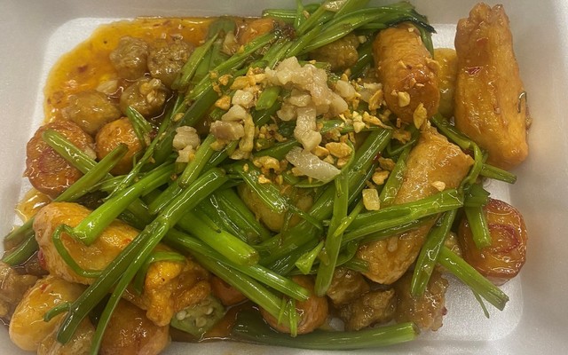 Cá Viên Chiên Sốt Mắm Thanh Trúc - Tré Trộn & Đậu Hũ Rau Răm - Cư Xá A42