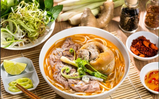 Cơm Tấm Cô Tư - 67 Đặng Tất