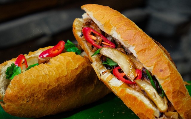 Cô Trang - Tiệm Bánh Mì & Xôi Chay Nàng Nếp