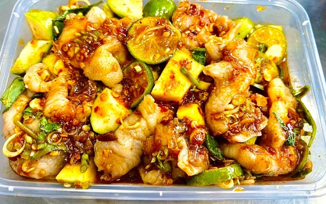 Chân Gà Sốt Thái Cô Thanh - Hòa Bình