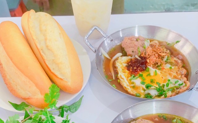 Bánh Mì Chấm Mê - 10 Nguyễn Bá Học