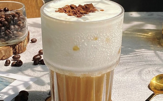 Ling's Tea - Trà Trái Cây & Cà Phê Muối