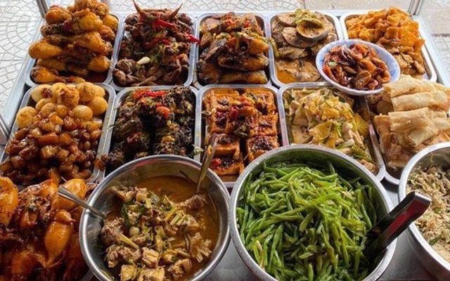 Gạo Quê - Cơm Tự Chọn & Bún Bò Huế